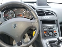 P5008 vo 10509 (TAB BORD).jpg